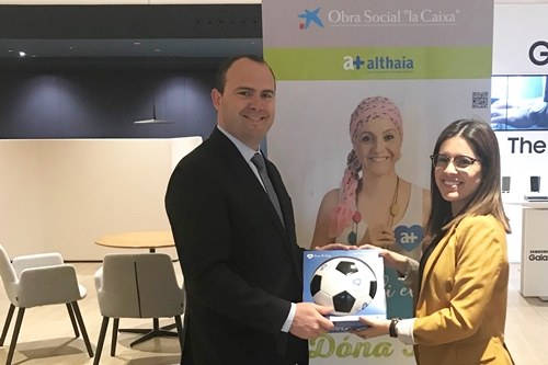 CaixaBank col·labora novament amb Althaia i tindrà a les seves oficines del Bages la pilota de la competició per la vida